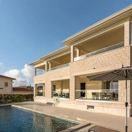 Beautiful In Vabriga *