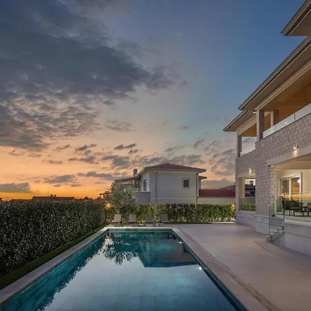 Beautiful In Vabriga Hébergement de vacances *