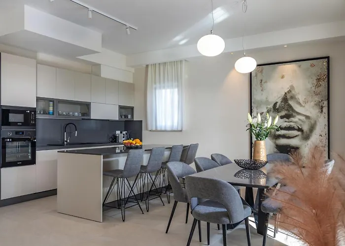 Beautiful In Vabriga Tar-Vabriga