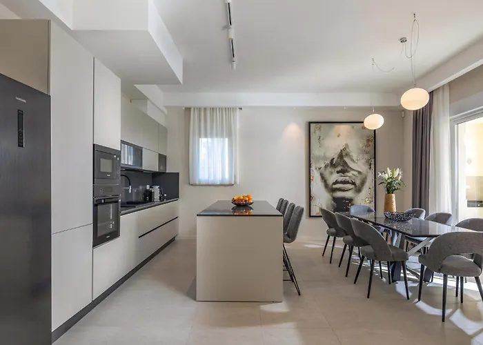 Beautiful In Vabriga *