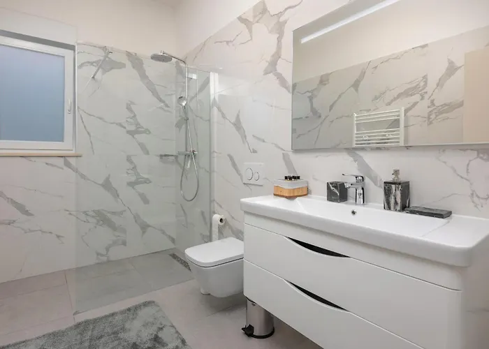 Beautiful In Vabriga Tar-Vabriga